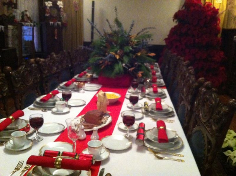 Kuser Farm Mansion Holiday Table