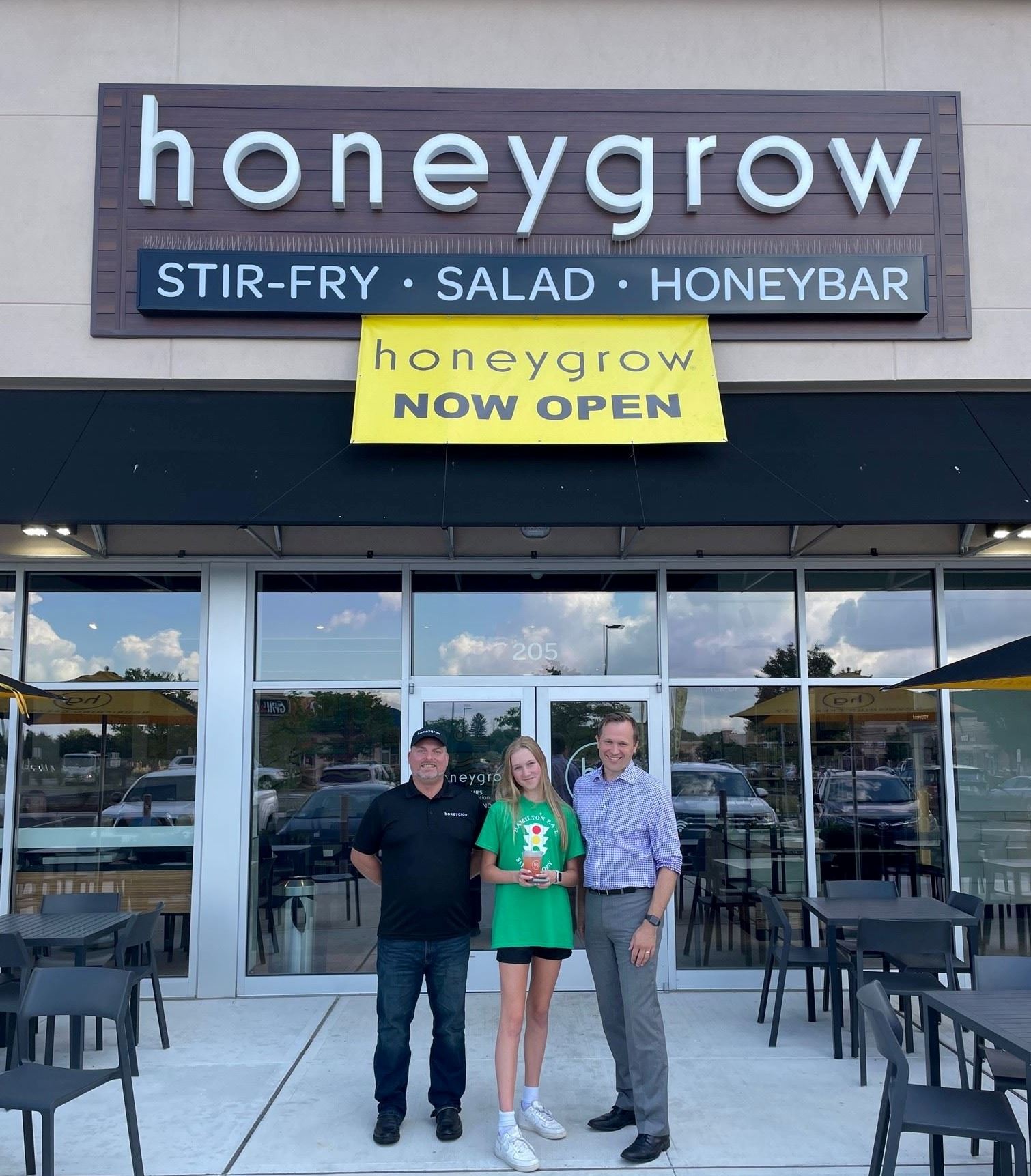 Mayor Jeff Martin visits Honeygrow in the Hamilton Marketplace
